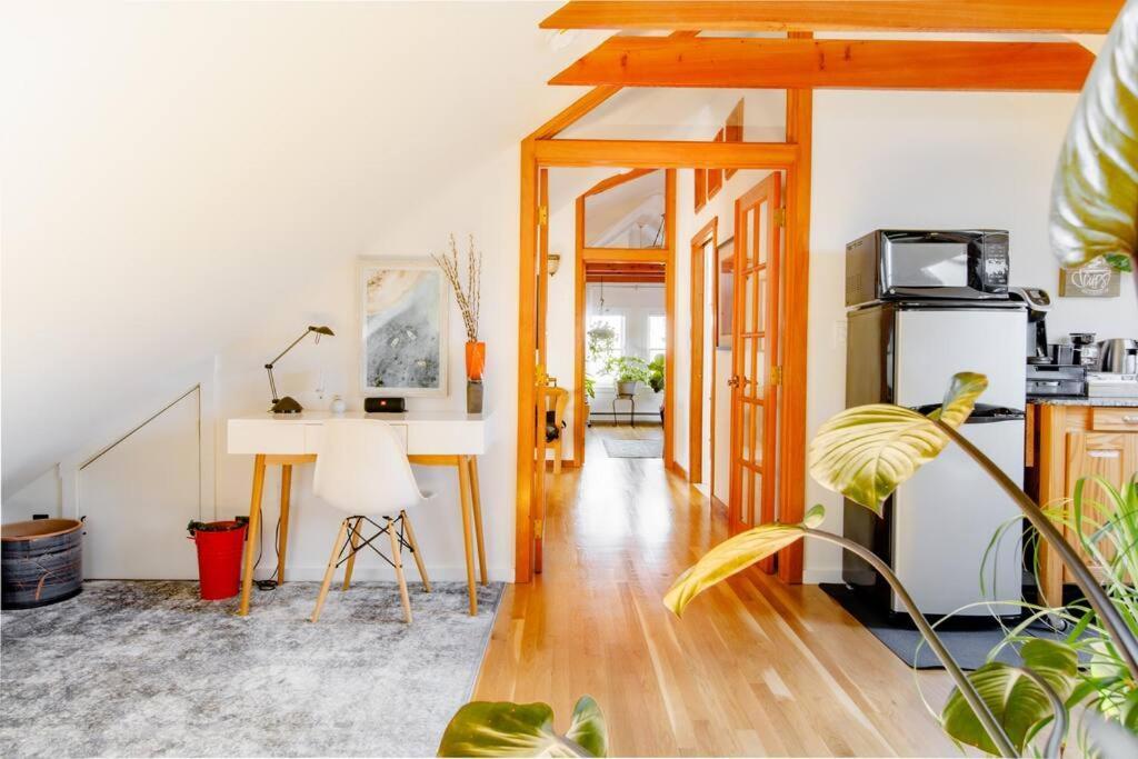 Urban Oasis In Hope Village 普罗维登斯 外观 照片